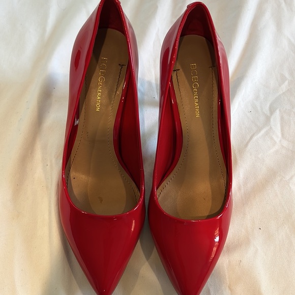 BCBG Red Pointed Heels | Women’s Size 7.5 - Picture 5 of 5